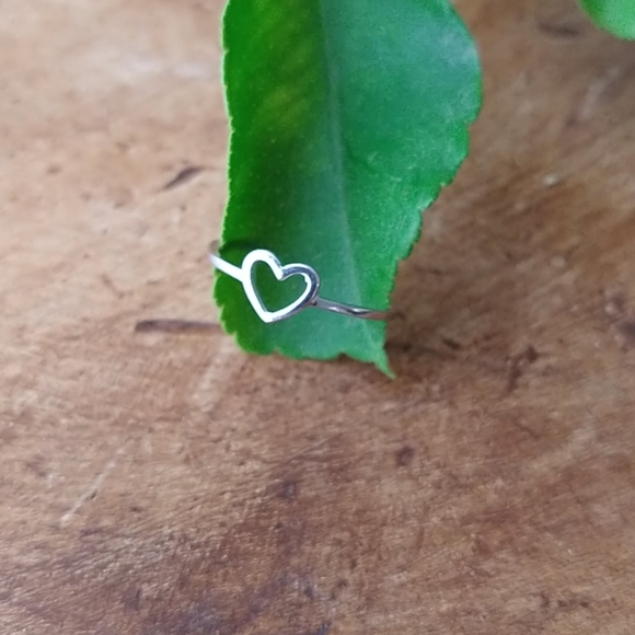 White Rhodium Heart ring 6 - Picture 5 of 6